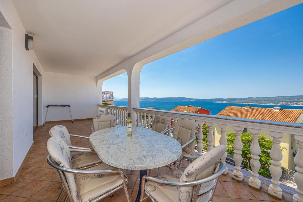 Apartment Lacic 2