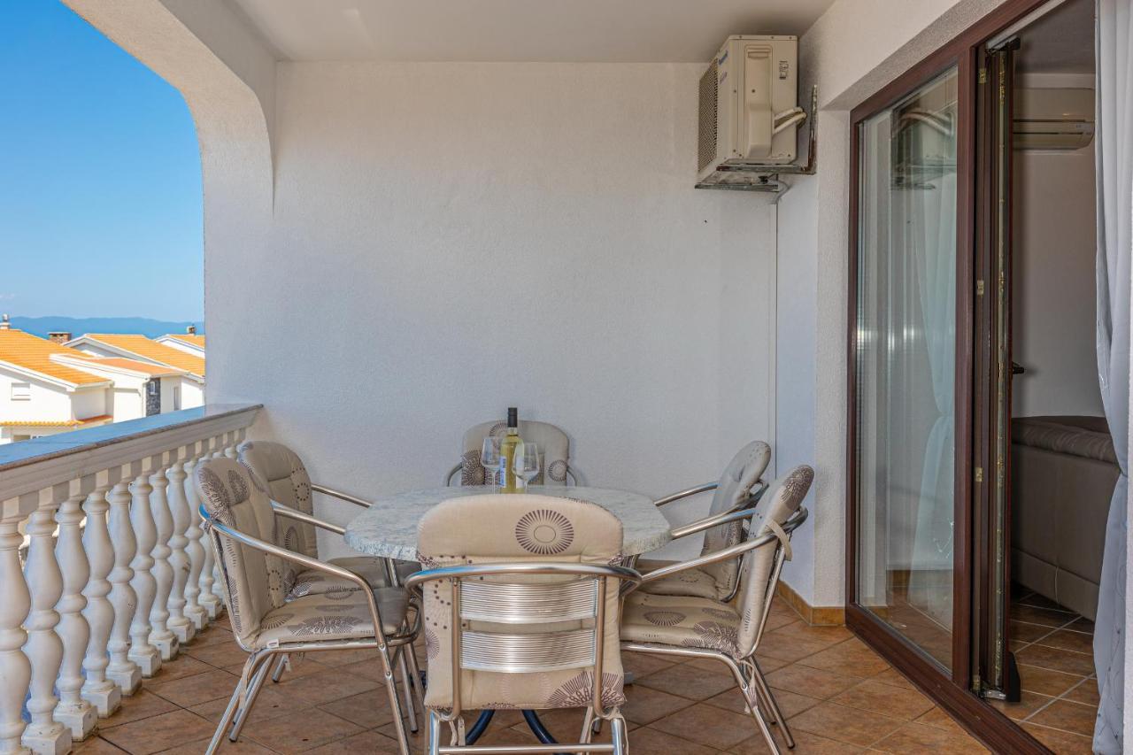 Lacic 2 Apartment